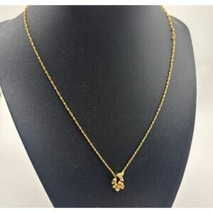 Vintage Avon Gold Tone Floral Pendant Necklace Signed Estate Gift